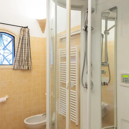 Centro Con Piscina, Le Terrazze Del Porto *